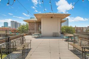 Vanity 2 Bedroom Loft Downtown Ft Worth