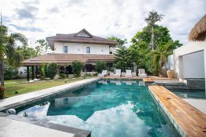 Villa Tawala - Sustainable luxury in Alona