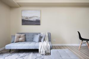 Furnished 1-Bedroom in Avida Towers Riala, Cebu IT Park with Fast WiFi, Netflix, Pool and More