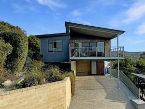 Stingray Bay of Fires Beach Chic