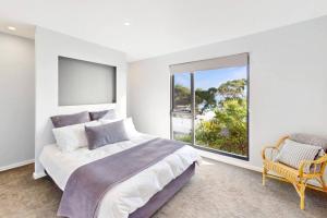 Stingray Bay of Fires Beach Chic