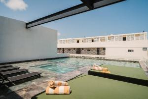 Deluxe Design 3BR with Pool, SPA, Gym, Kids Area