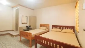 Kababayan Pensione House by RedDoorz - Oton