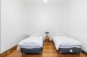 Depto refaccionado Montserrat