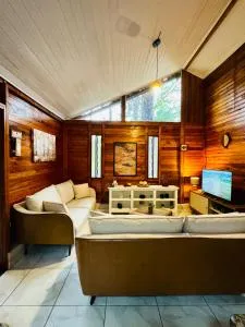 Casa Chalé 1100 - Camping Carrion Itú - Taxa de entrada não inclusa - 伊图