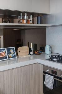 Port Panorama A Stunning Resort-style Stay