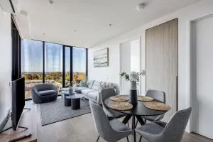 'Port Panorama' A Stunning Resort-style Stay - Sandridge