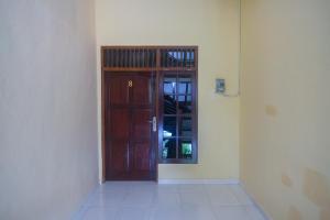 RedDoorz near Alun Alun Klaten