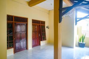 RedDoorz near Alun Alun Klaten