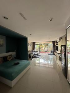 Nai Harn Beach Condo (C2)