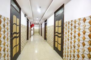 FabHotel Black Stone Palace
