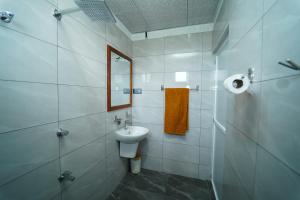 Trinco Green Inn Uppuveli