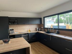 Villas Montalivet maison neuve 1Km Plage : photos des chambres