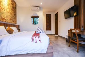 Langon Suites - 2BDR Art Villa with Prv Pool & Kitchen