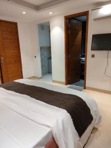 Comfortable Studio Apartment in Saket