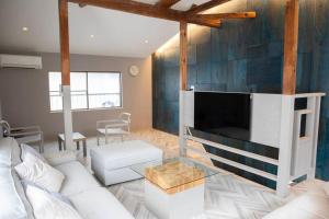 西九条ゲストハウス 西九条駅から徒歩5分でusjまで電車5分のデザイナーズ一軒家