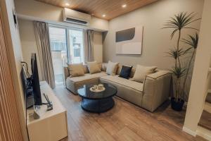 J S暁宅-靜雨 shizuku