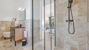 B&B / Chambres d'hotes Les maisons de loup a loup : photos des chambres