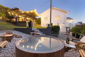 Sea View Hilltop Villa, Blouberg