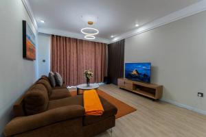 Kapri Nairobi 2BR Suite w Pool Gym near JKIA SGR