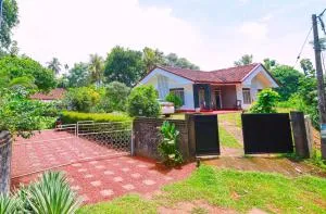 Family Villa Talalla - Devinuwara