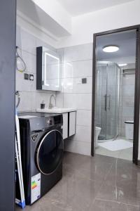 Alina Ridge Luxe Apartment