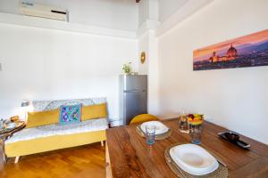 Apartment well connected to the centre