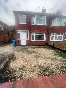 Cozy Manchester House with 3 Bedrooms - Failsworth