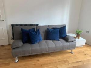 City Centre Luxury Triplex Apartment Sleeps 7