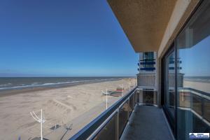 Quo Vadis 0501 - 2 slaapkamers tot 6p - prachtig zeezicht - met garage