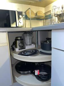 Bright 1BR Flat Walk to Hyde Park, Queensway and Paddington