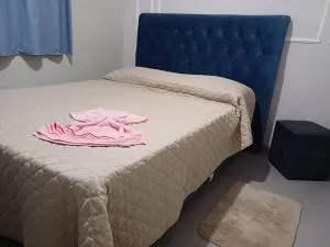 apto simples,3min centro, 3 min da Unimed com wifi - Nipolândia