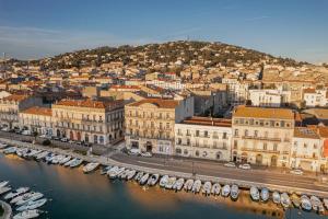 Hotels Le Grand Hotel : photos des chambres