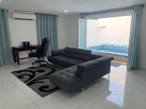 Ell Homestay with Private pool Pasir gudang