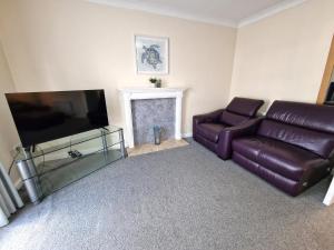 Town or Country - Jessie Terrace House B