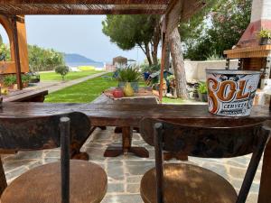 Pampas Seafront villa, 6 bedrooms, North Evvoia