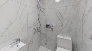 Grand 2 bed Apartment