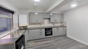 Grand 2 bed Apartment