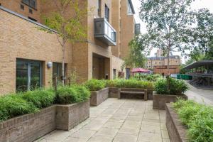 Student Only, Private Studio in London