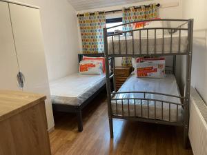 The cottage Greenacre House