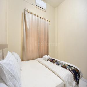 SRB near Mall Ciputra CIbubur Mitra RedDoorz