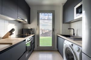 Apartamento Cervantes con terraza y vistas al mar