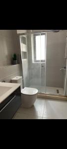 كومباوند ليك فيو