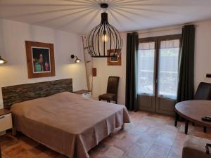 Appartements Superbe T2 60m2 classe 5 etoiles, quartier des peintres, calme, plages a pied, climatisation, wifi : photos des chambres