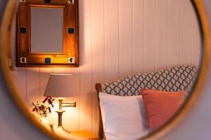 Waterside Cottage by the sea - Broadford