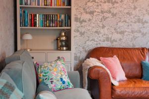 Waterside Cottage by the sea - Broadford