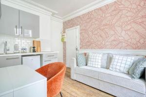 Green apartment Paris city center - V