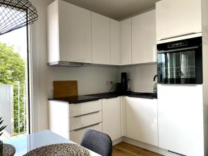 Rooftop Apartment with Terrace & AC - Self Check-In