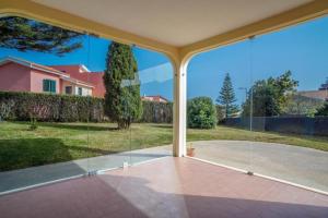 Jiri House