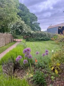 The Apple House - Spaxton